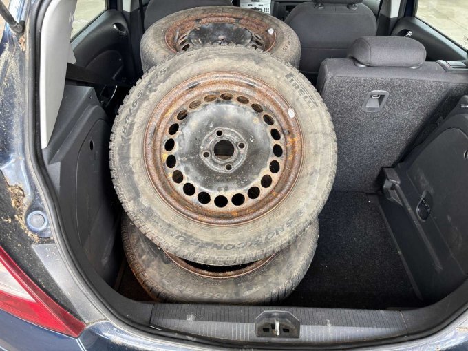 Winterräder auf Stahlfelgen