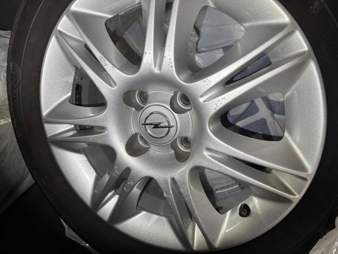 Sommerräder mit Alufelgen