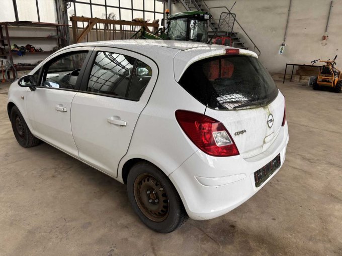 Heckansicht seitlich