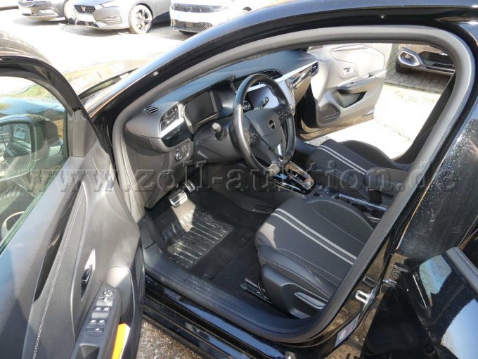 Innenansicht vorn links