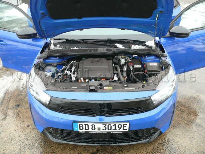 Innenansicht Motorraum