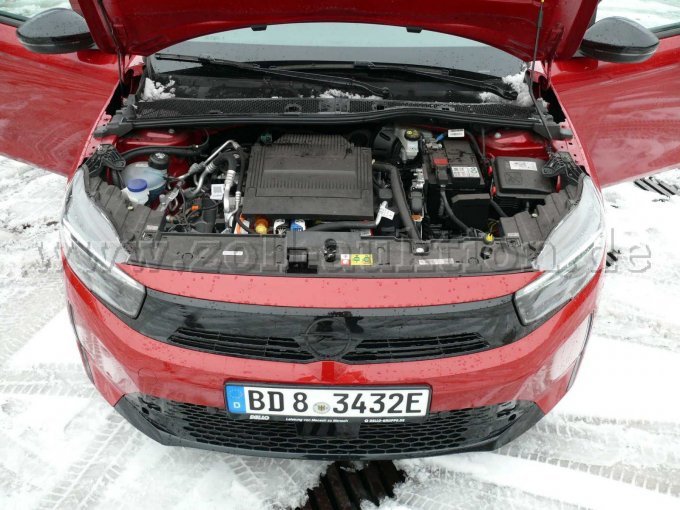 Innenansicht Motorraum