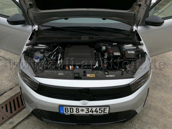 Innenansicht Motorraum