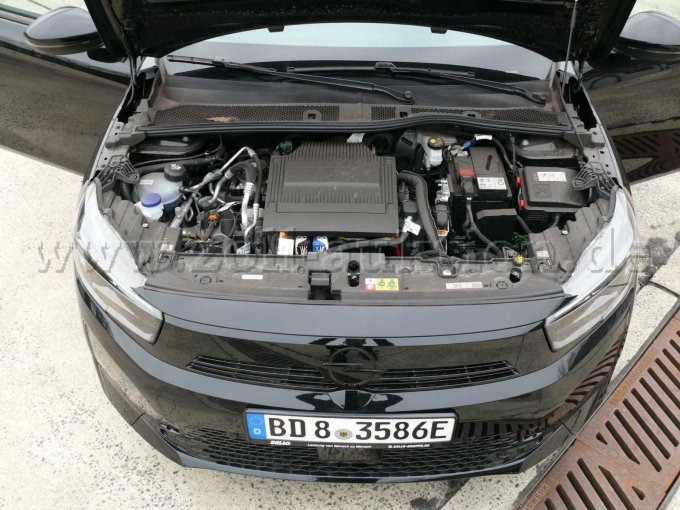 Innenansicht Motorraum