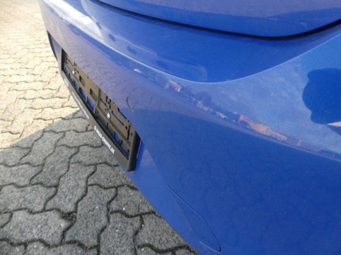 Kratzer Stoßfänger hinten rechts