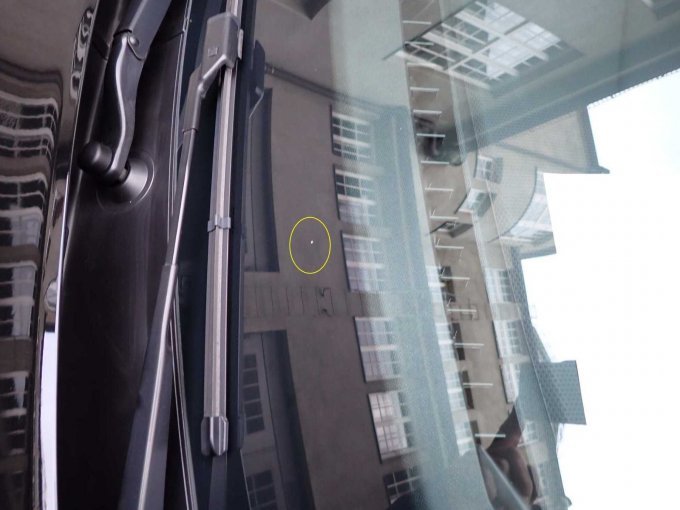 Frontscheibe Steinschlagschäden