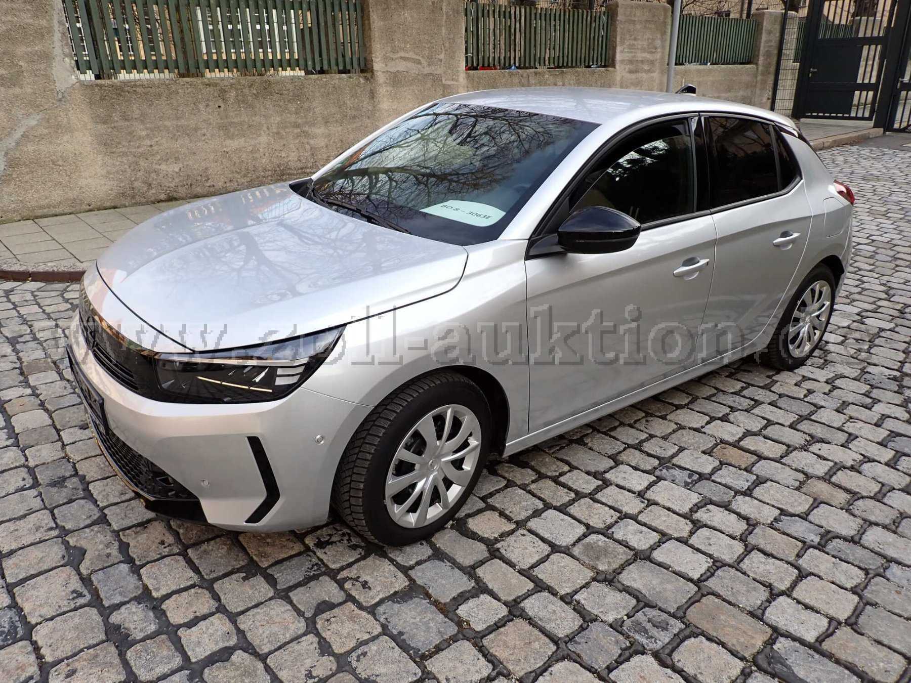 Frontansicht vorn links