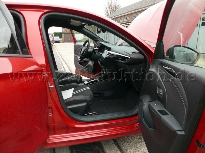 Innenansicht Vordertür rechts