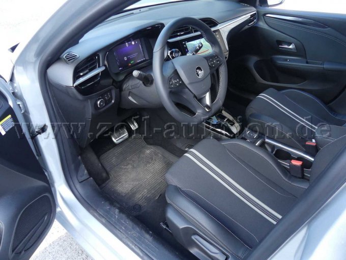 Innenansicht vorn links