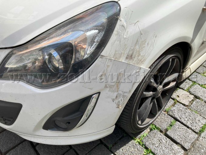 Beschädigung/Fixierung Stoßstange Fahrerseite