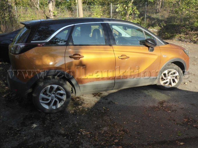 1 Opel Crossland X – foto 7 – kavel bij Zoll-Auktion, München