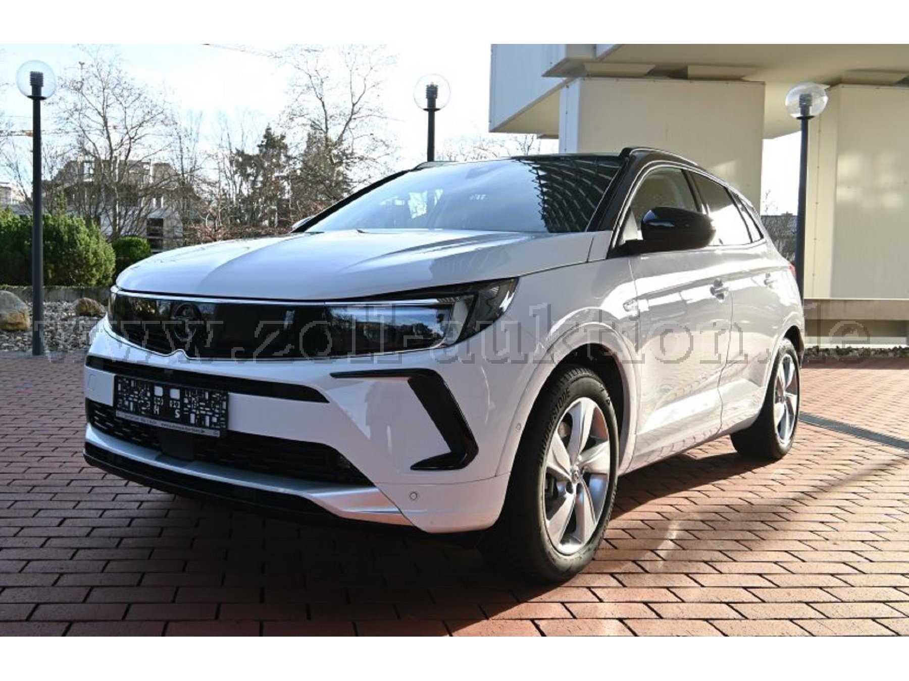 Außenansicht vorne links