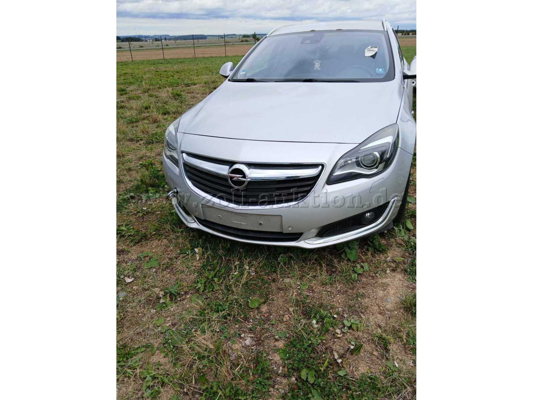 Opel von vorne