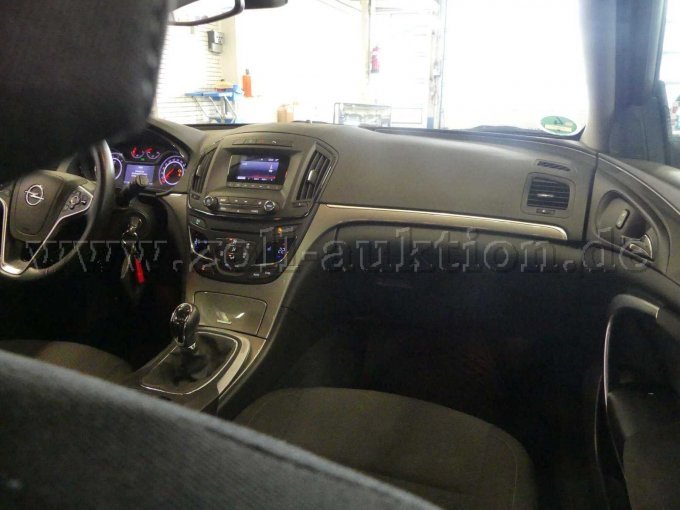 Innenansicht vorn rechts