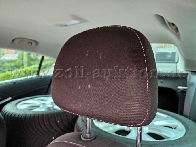 Schimmel Kopfstütze