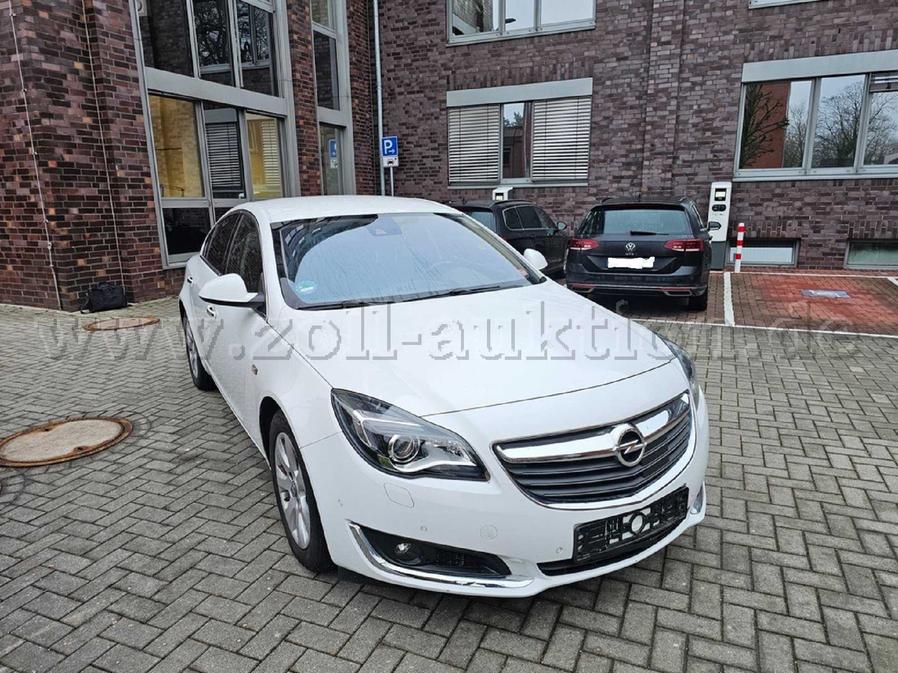 Vorderansicht von links