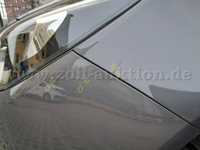 Kratzer Kotflügel Stoßfänger vorne links