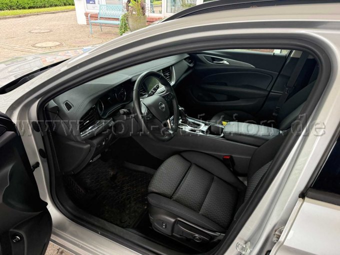 Einstieg Fahrerseite