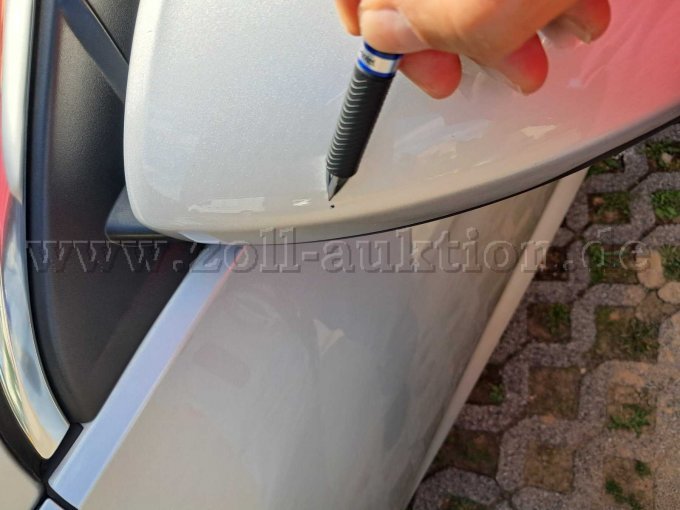 Lackbeschädigung Außenspiegel Fahrerseite