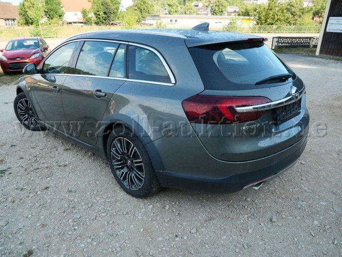 1 Opel Insignia Country Tourer 2.0 CDTI 4x4 ecoFlex – foto 2 – kavel bij Zoll-Auktion, Schmidmühlen