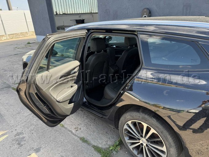 1 Opel Insignia Sports Tourer – foto 7 – kavel bij Zoll-Auktion, Leipzig