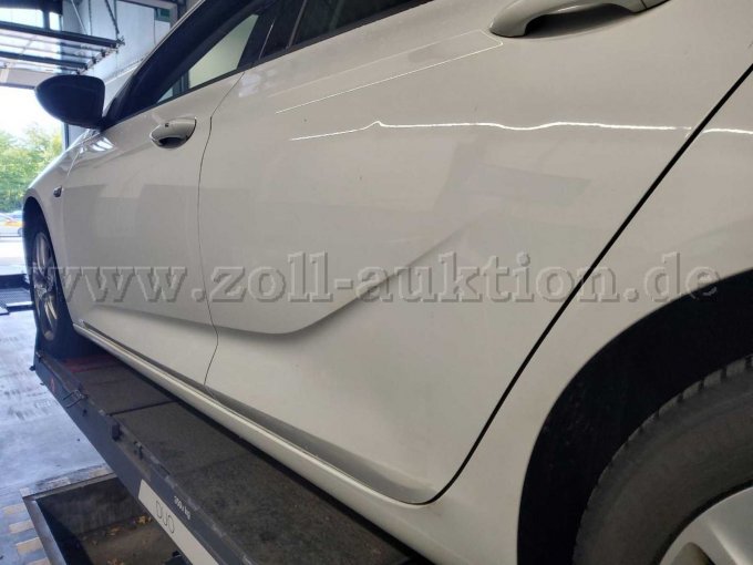 1 Opel Insignia Sports Tourer1.5 Direct Injection Turbo Edition – foto 8 – kavel bij Zoll-Auktion, Hamburg