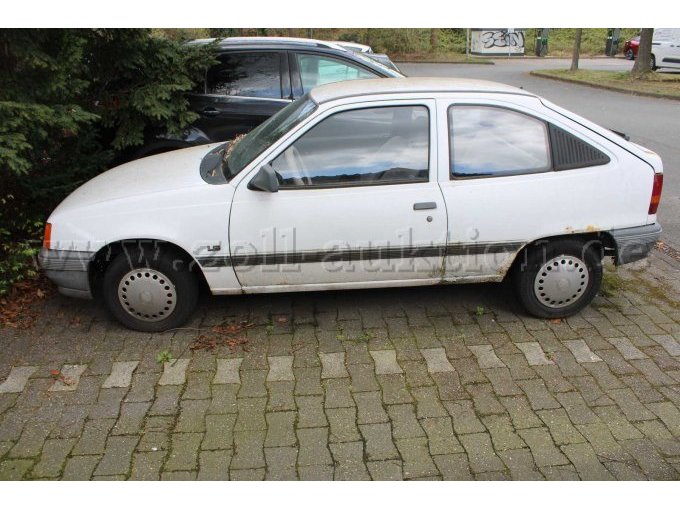 Seitenansicht links Seitenansicht links