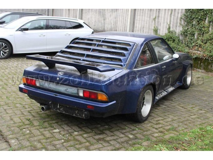 Diagonale Rückseite