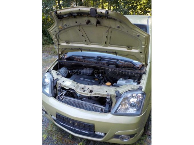Detailbild Motorraum