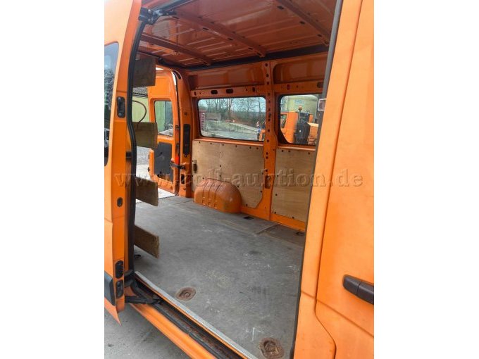 Laderaum von Fahrtrichtung rechts