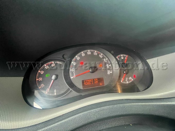 Schalttafeleinsatz mit KM Stand