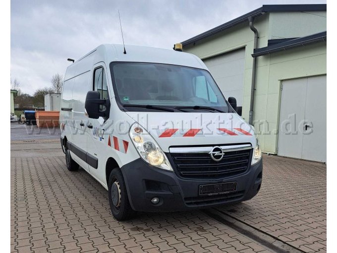 Opel Movano Totalansicht