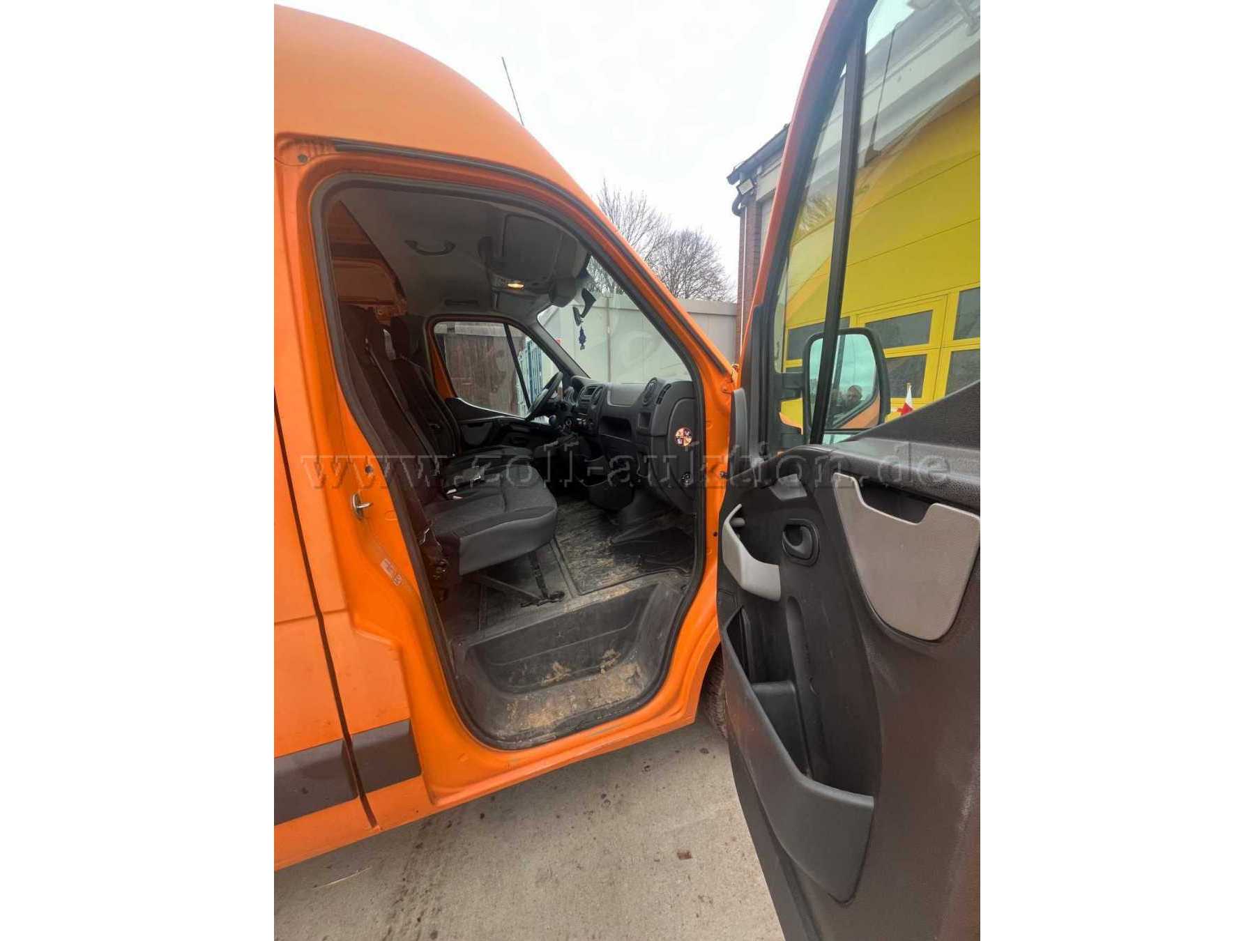 Ansicht Fahrgastraum Fahrtrichtung rechts