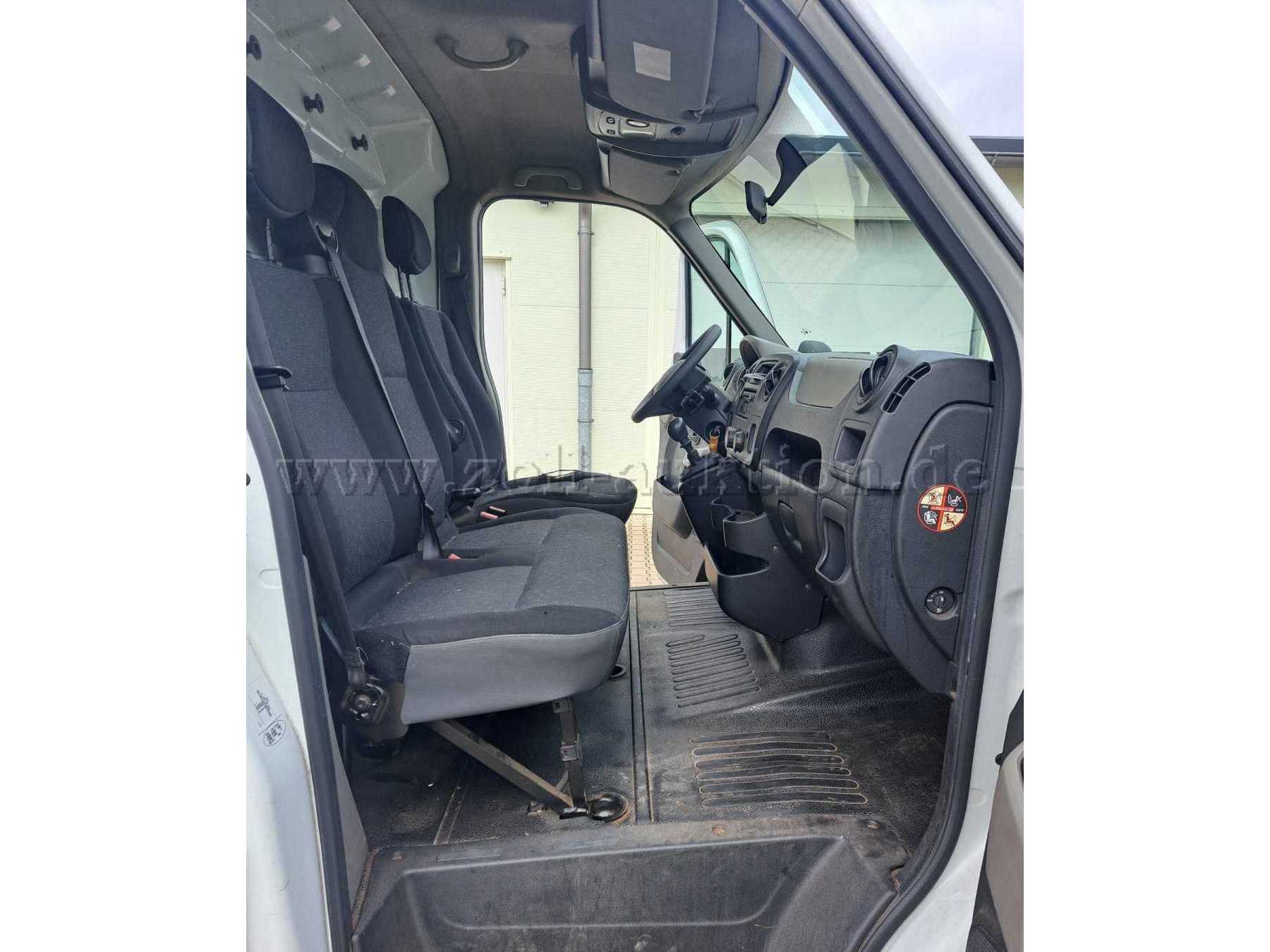 Fahrerkabiene Beifahrerseite