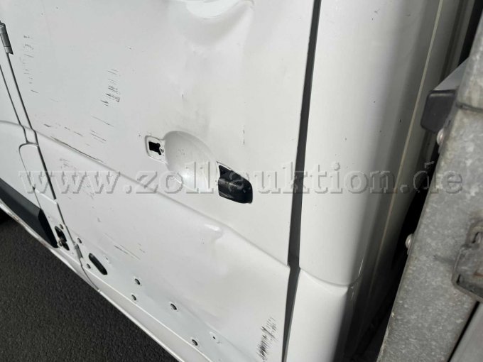 Ansicht Unfallschaden, Tür und C-Säule hinten links