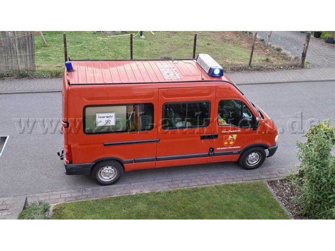 Opel Movano Seitenansicht (Beifahrerseite)