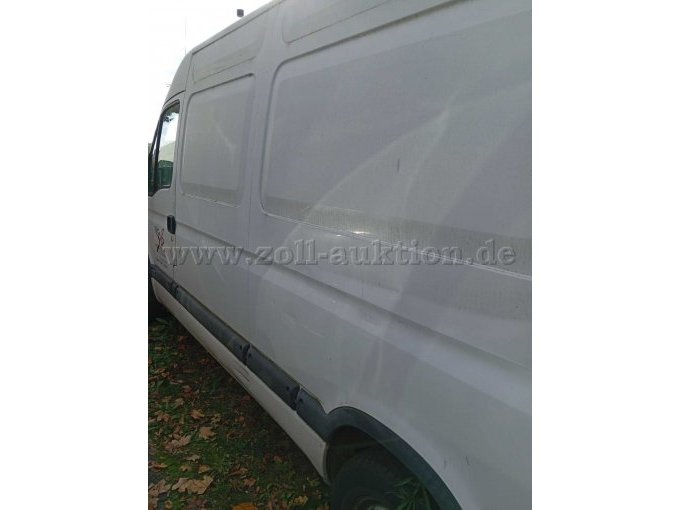 Movano Außenansicht Fahrerseite