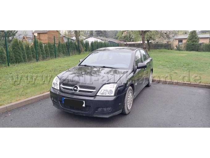 Front, schräg linke Seite Front, schräg linke Seite