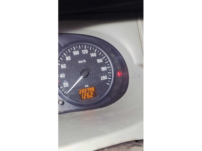 Den aktuellen Kilometerstand des Fahrzeugs