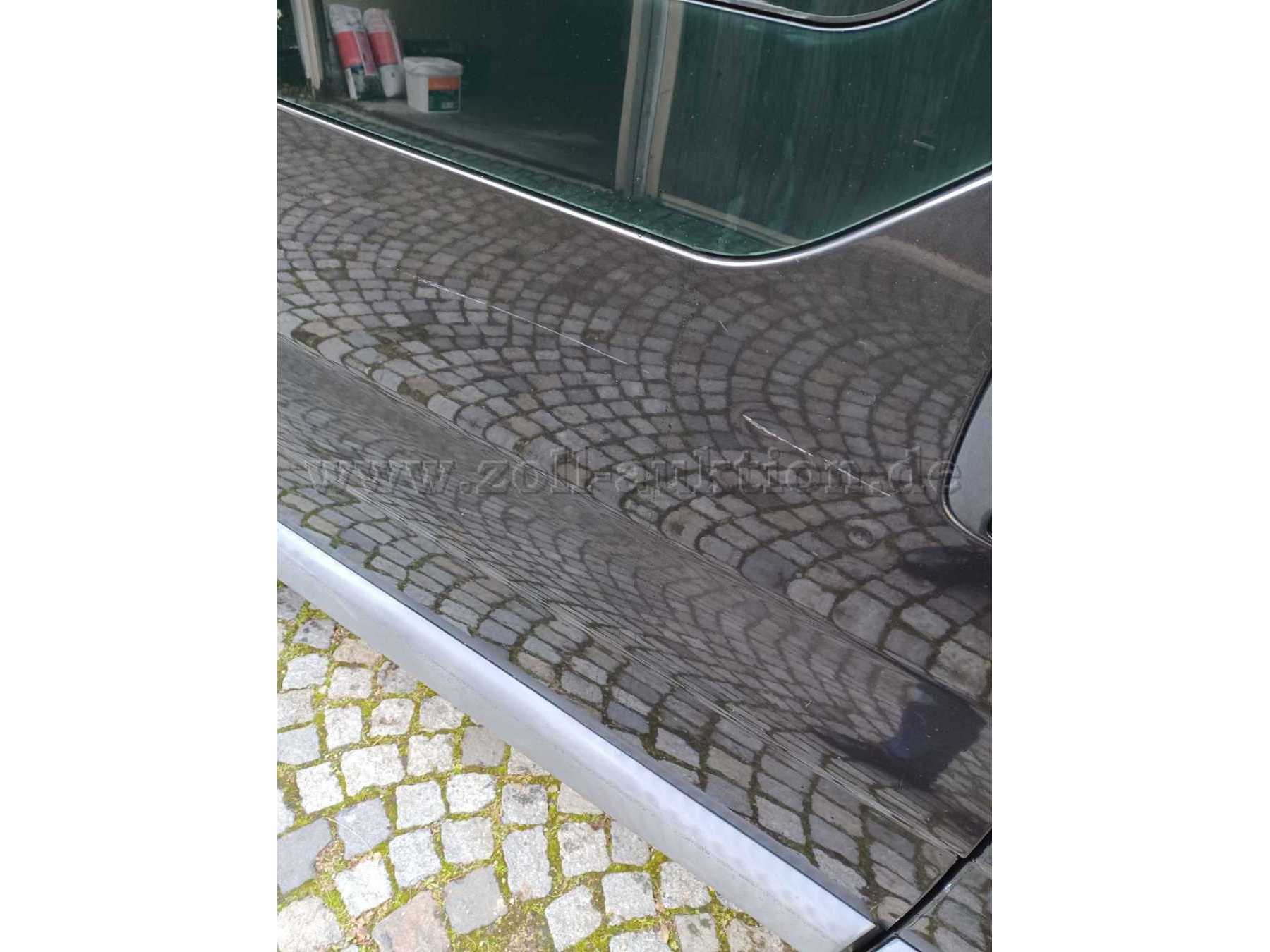 Kratzer Schiebetür rechts