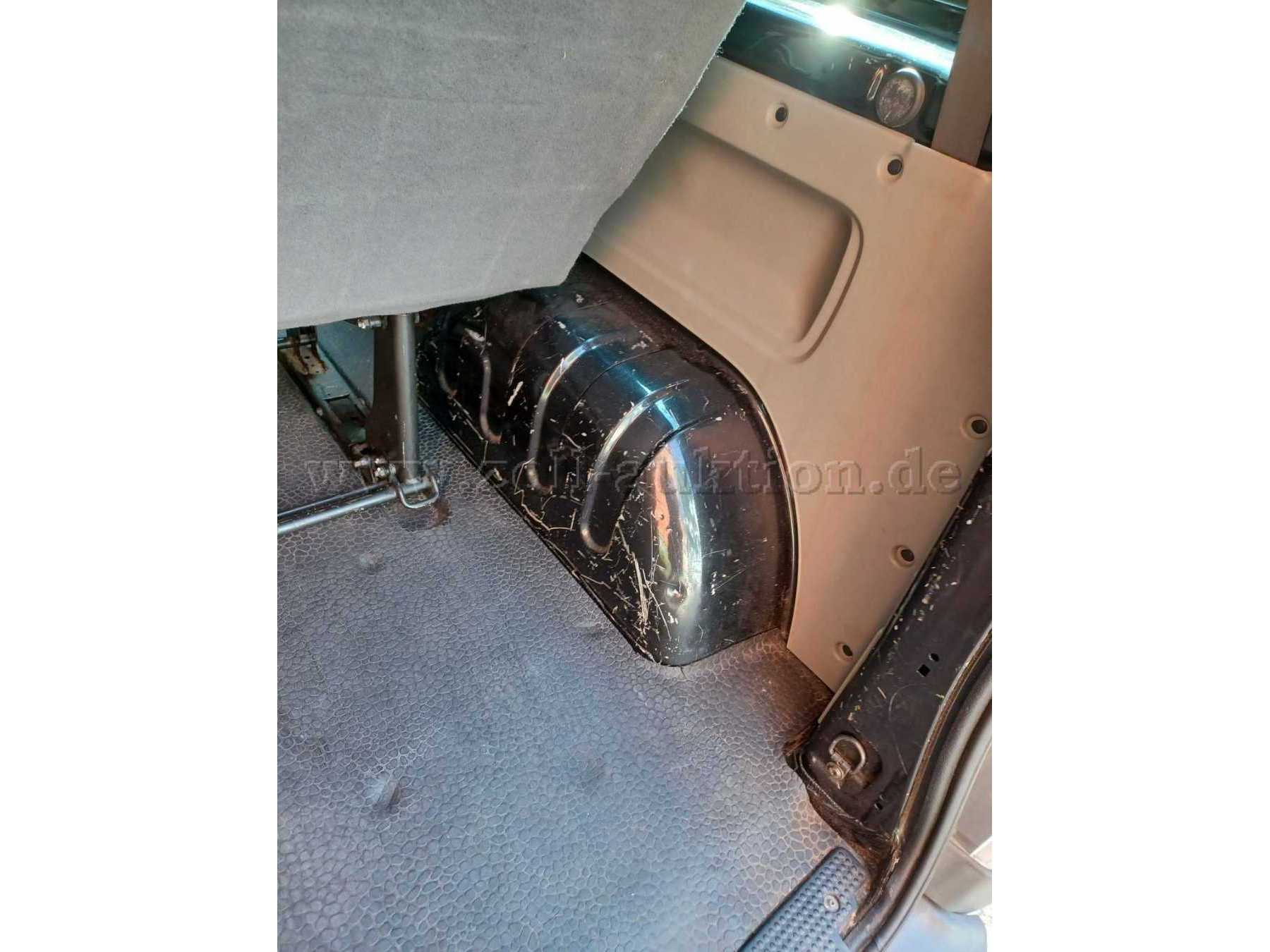 Kratzer Radkastenverkleidung rechts