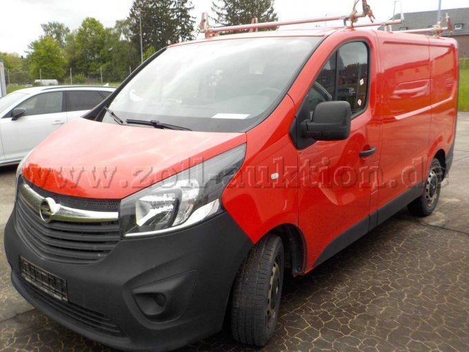 Front- und Seitenansicht Opel Vivaro