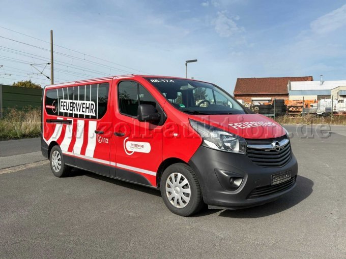 1 Opel Vivaro-B (defekt) vermutlich Motorschaden / MTW Feuerwehr – foto 2 – kavel bij Zoll-Auktion, Bovenden