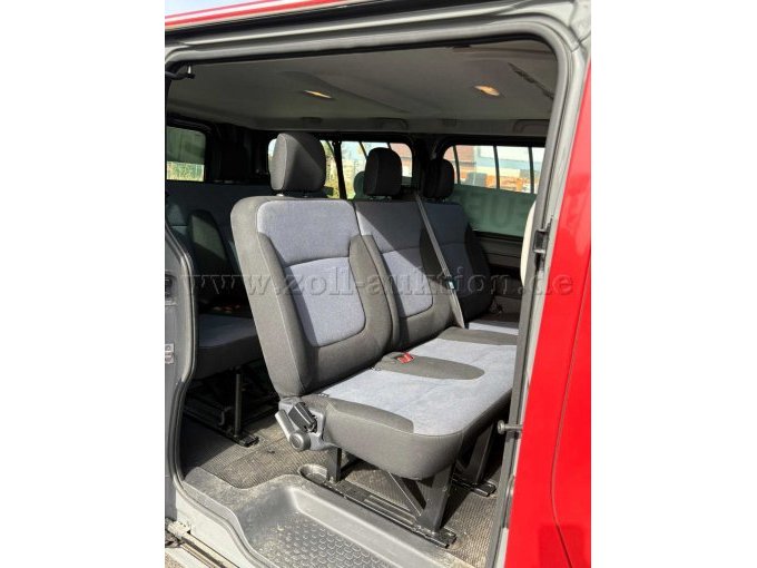 1 Opel Vivaro-B (defekt) vermutlich Motorschaden / MTW Feuerwehr – foto 8 – kavel bij Zoll-Auktion, Bovenden