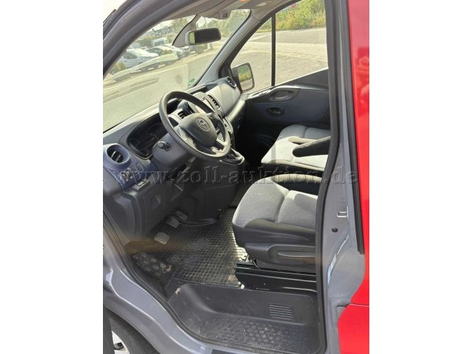 1 Opel Vivaro-B (defekt) vermutlich Motorschaden / MTW Feuerwehr – foto 7 – kavel bij Zoll-Auktion, Bovenden