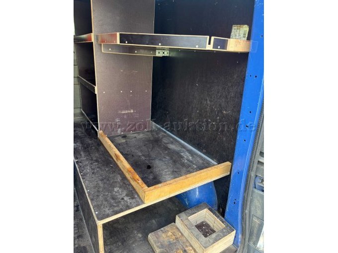 Innenausbau von hinten rechts