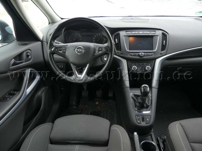 Innenansicht Instrumententafel