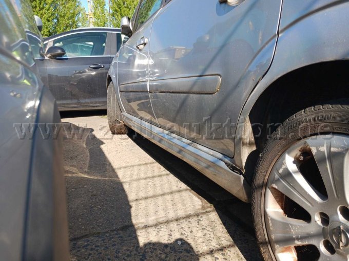 Detailaufnahme Unfallschaden links