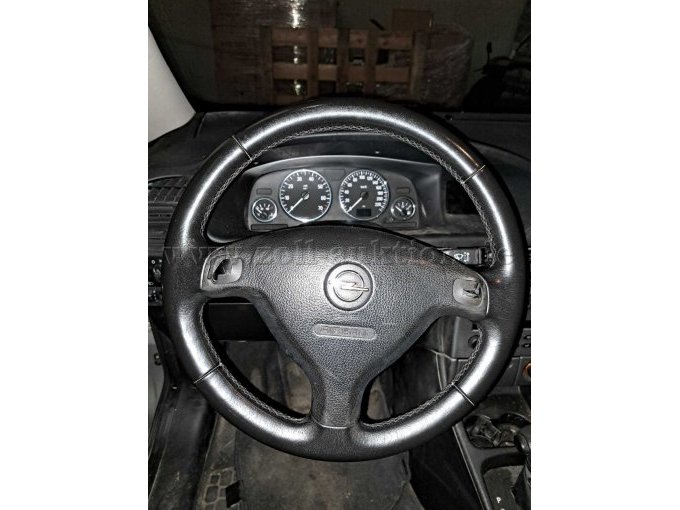 Lenkrad fehlende Elemente