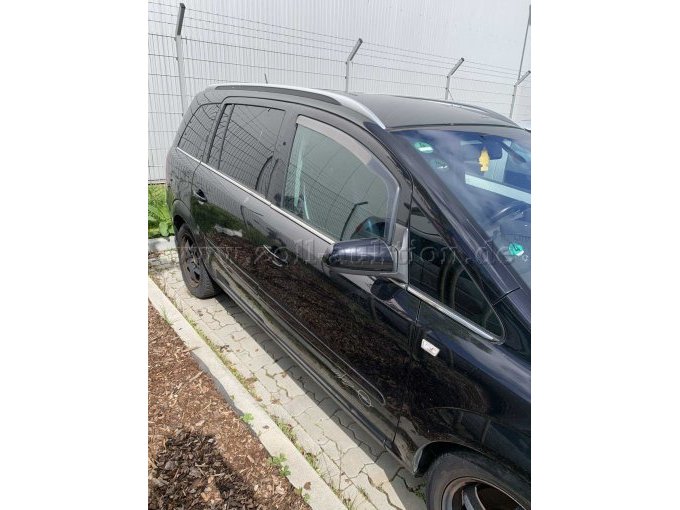 Beifahrer Außenansicht
